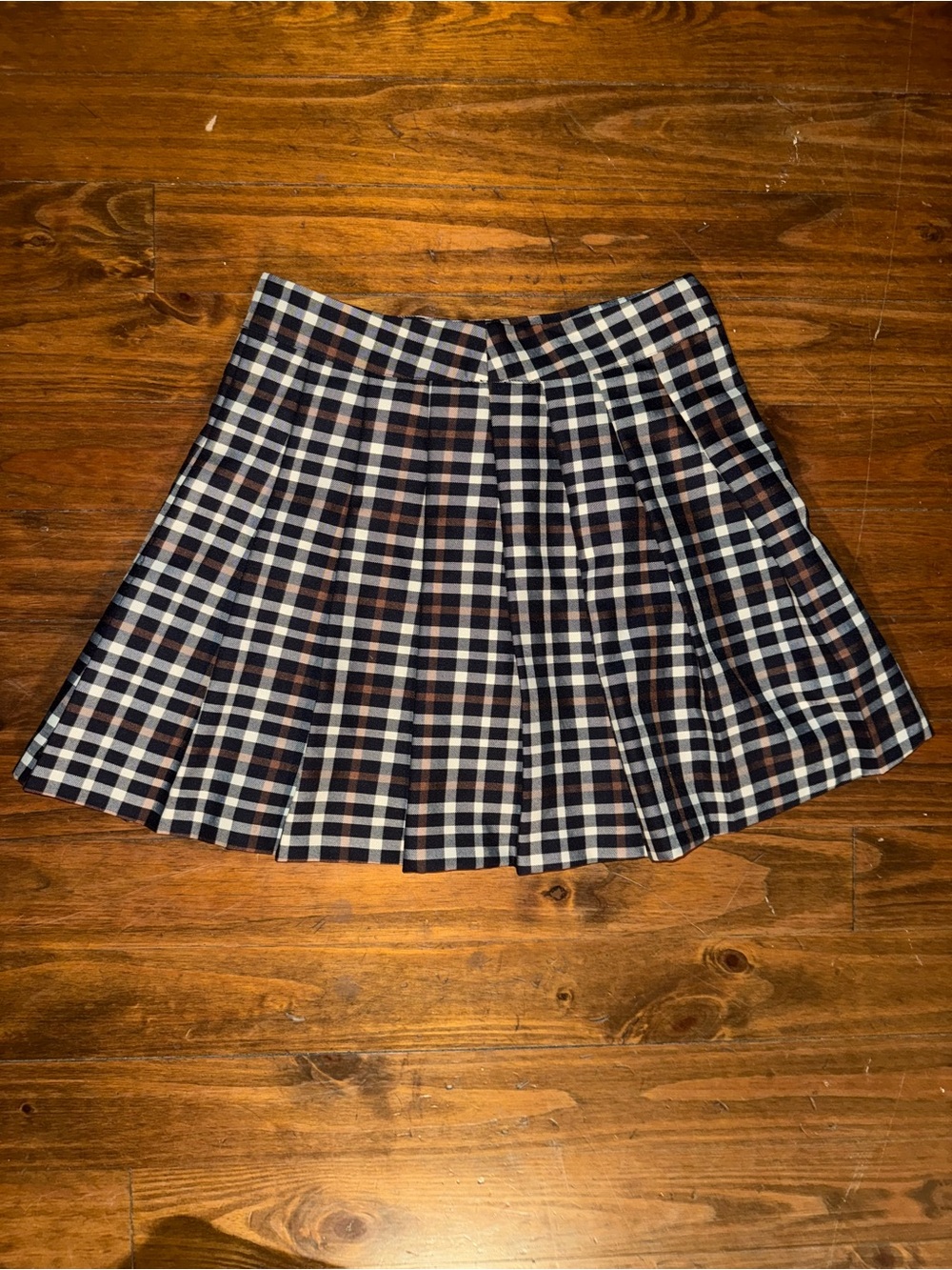 Gianni Bini Navy, Cream & Brown Plaid Pleated Mini Skirt